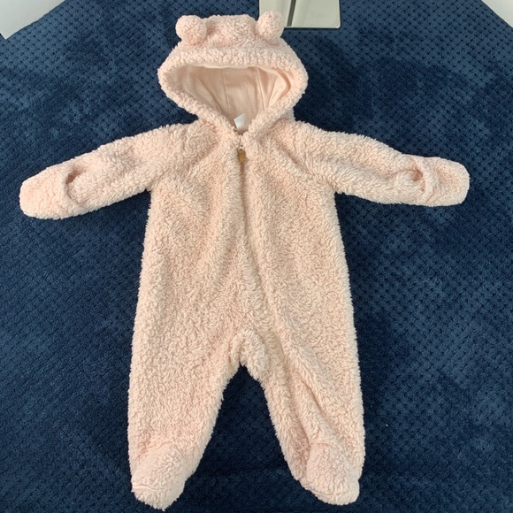 3/$30 Carter’s Baby Girl Pink Fuzzy Snowsuit Hooded Sherpa Jumpsuit Bear Ears 3M - Picture 2 of 9